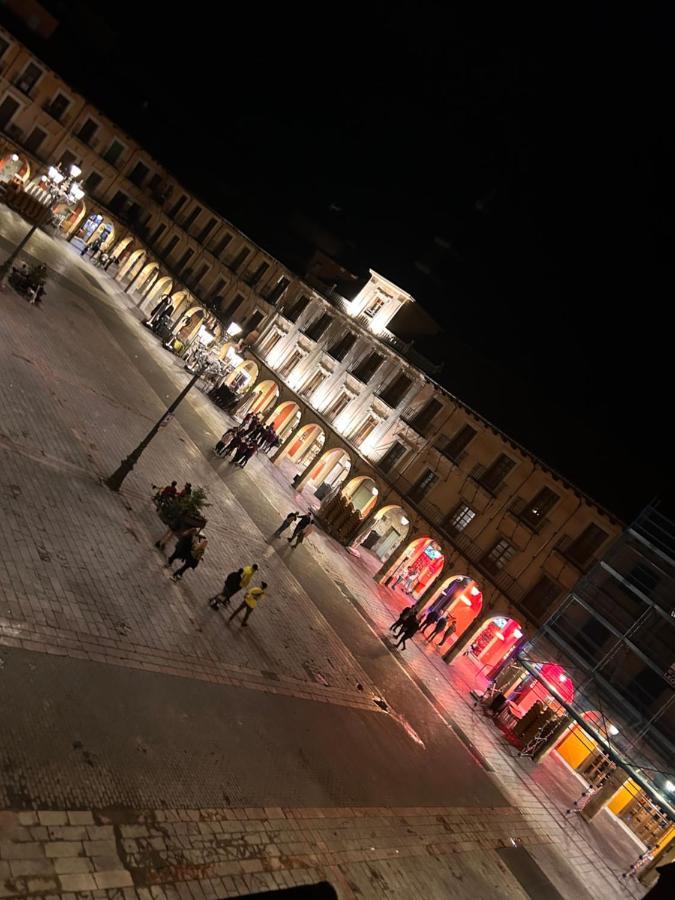 SweetHome Plaza Mayor de León Exterior foto